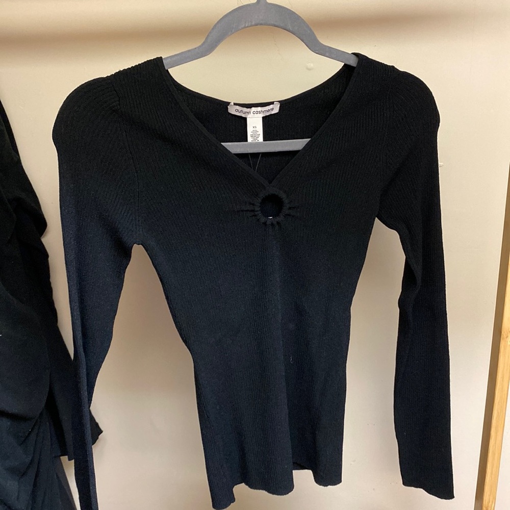 NWT autumn cashmere O ring top